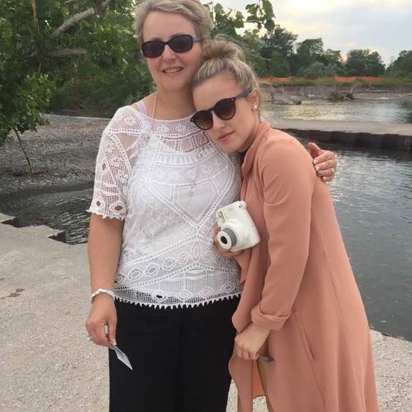 Meet your Posher, Tammy - Picture 1 of 1